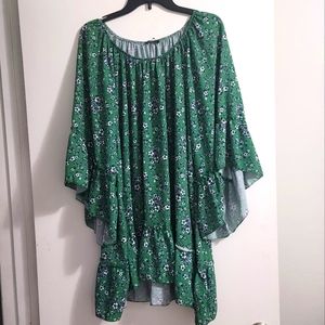 3 for $30 Green floral bell sleeve dress